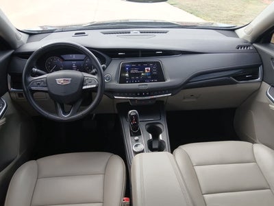 2022 Cadillac XT4 AWD Premium Luxury