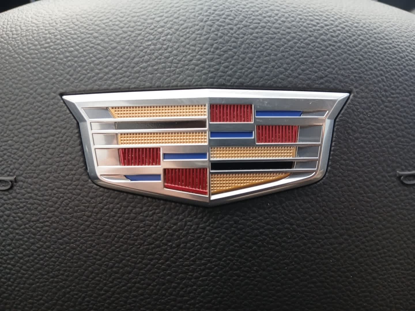 2022 Cadillac XT4 AWD Premium Luxury