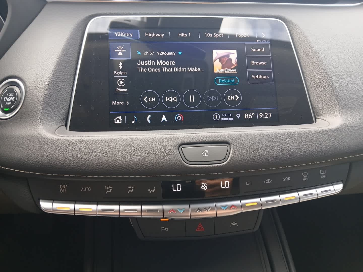2022 Cadillac XT4 AWD Premium Luxury