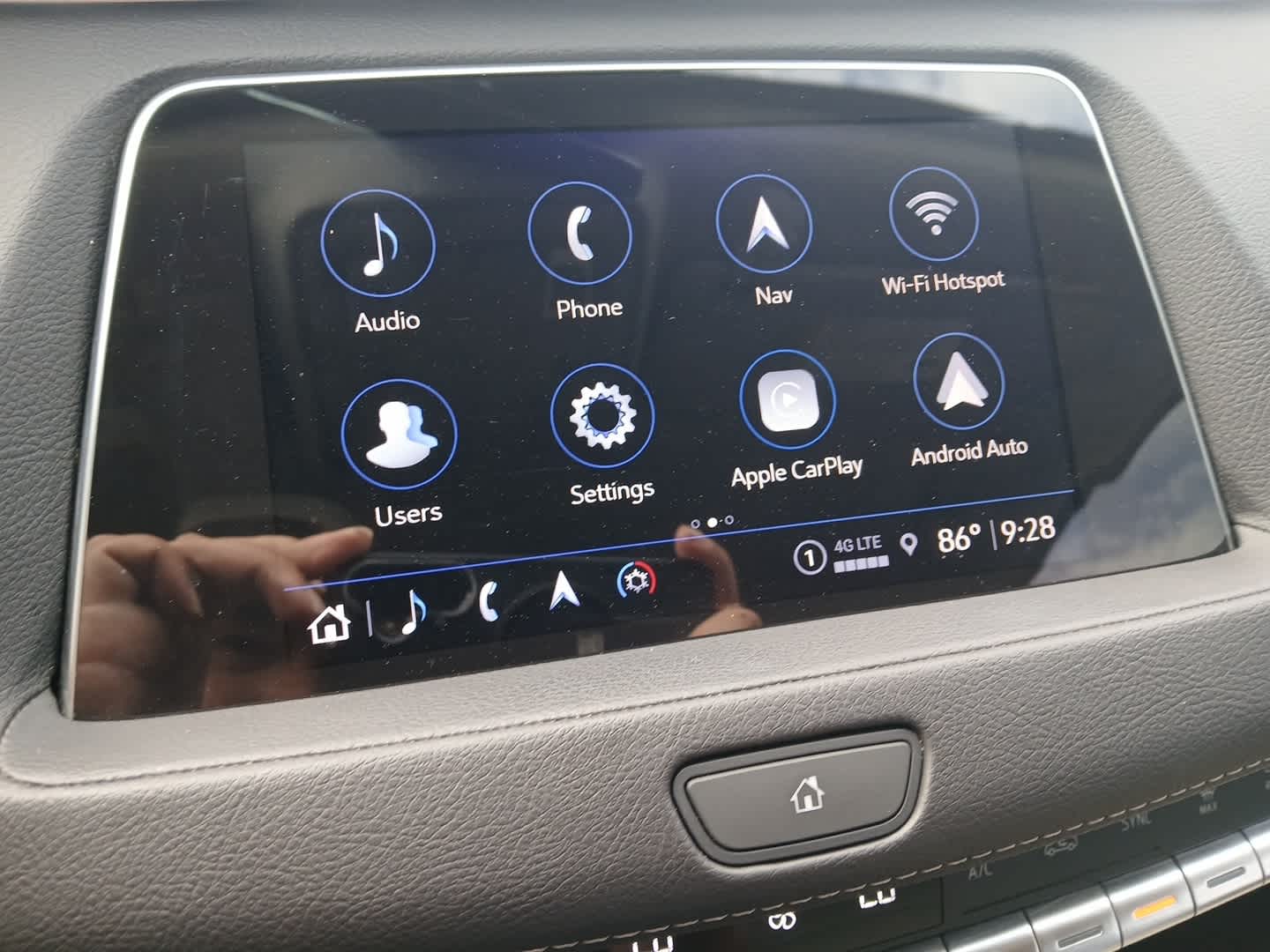 2022 Cadillac XT4 AWD Premium Luxury