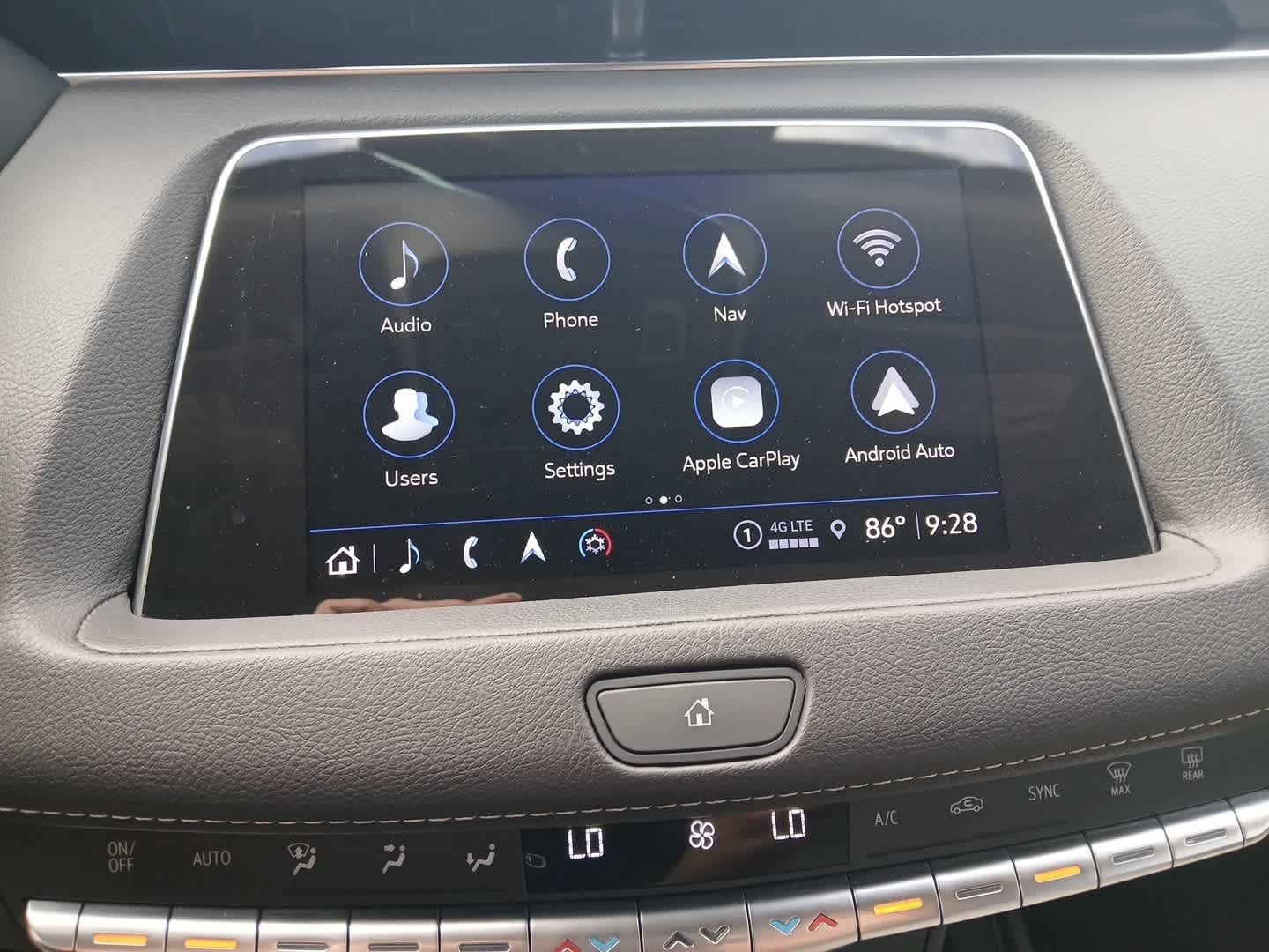 2022 Cadillac XT4 AWD Premium Luxury