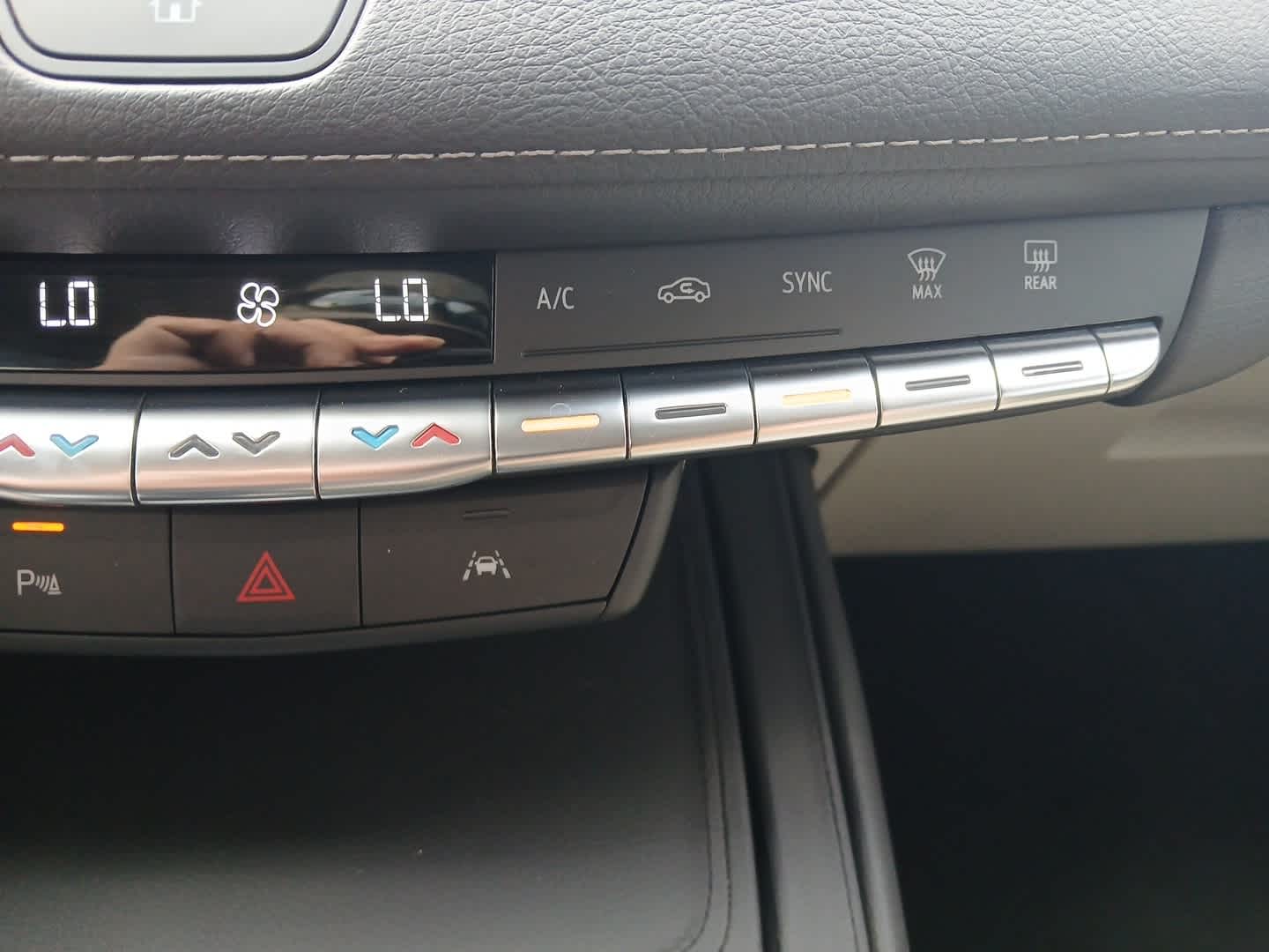 2022 Cadillac XT4 AWD Premium Luxury