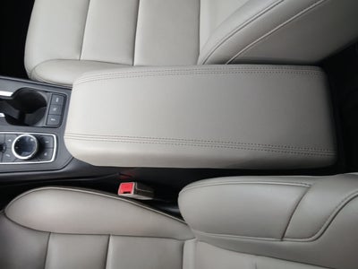 2022 Cadillac XT4 AWD Premium Luxury
