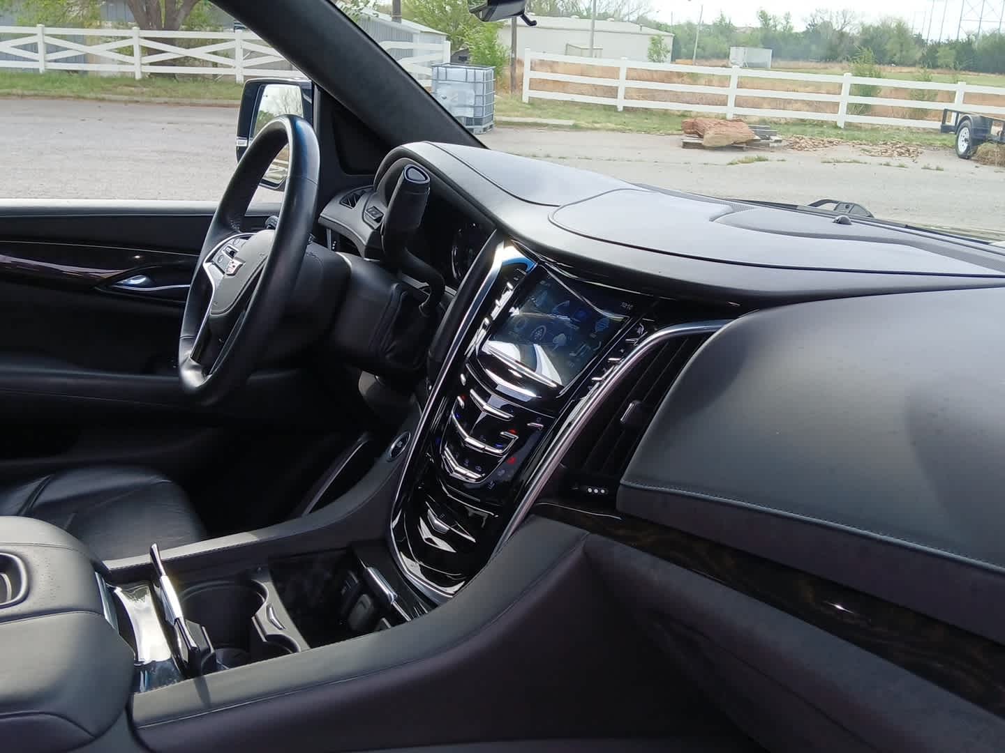 2020 Cadillac Escalade 4WD Platinum