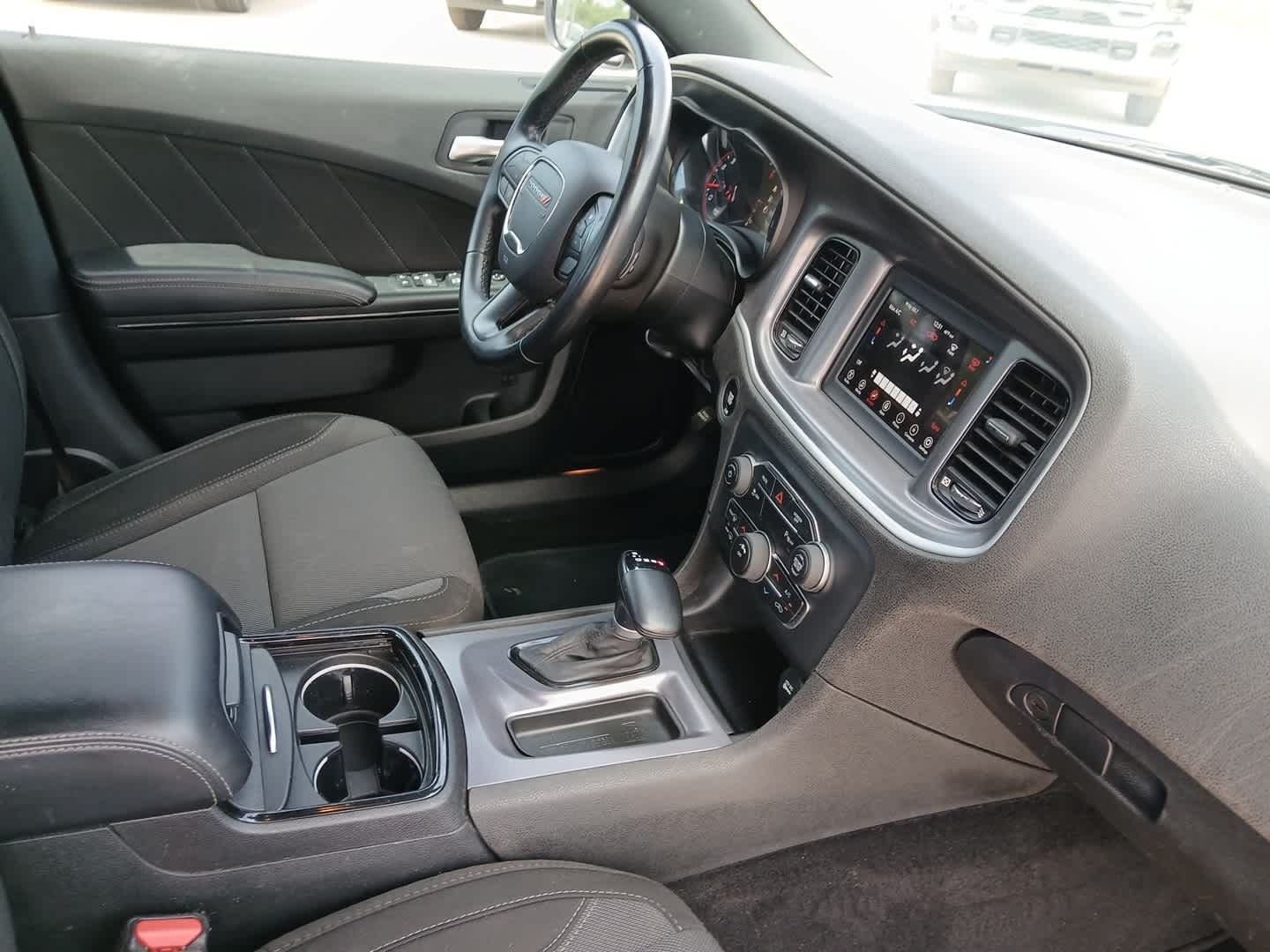 2020 Dodge Charger SXT RWD