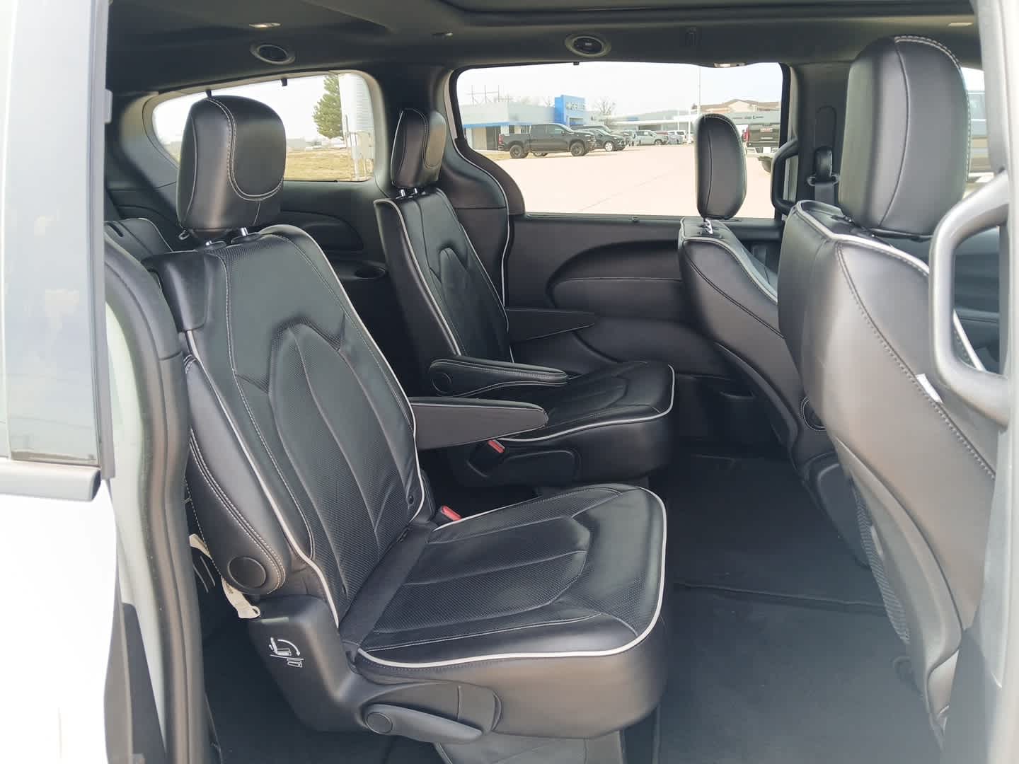 2025 Chrysler Pacifica Limited