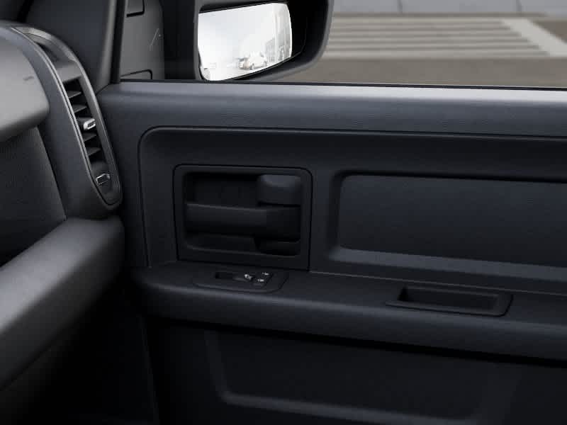 2027 RAM Ram 3500 RAM 3500 TRADESMAN CREW CAB 4X4 8' BOX