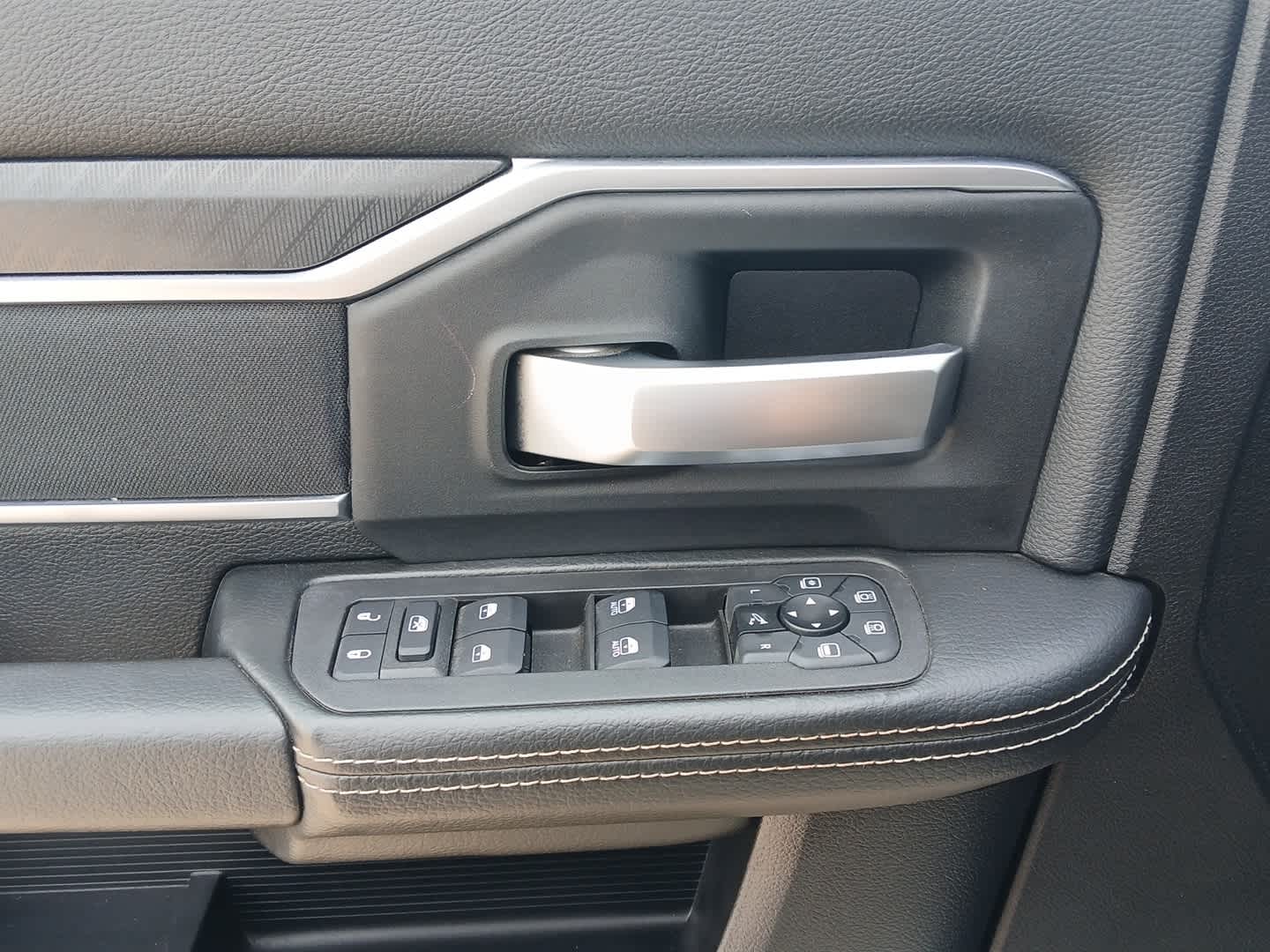 2025 RAM 3500 Big Horn Crew Cab 4x4 8' Box