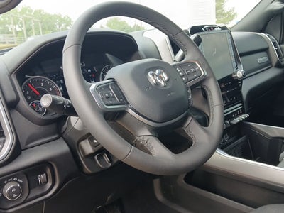 2025 RAM 3500 Big Horn Crew Cab 4x4 8' Box