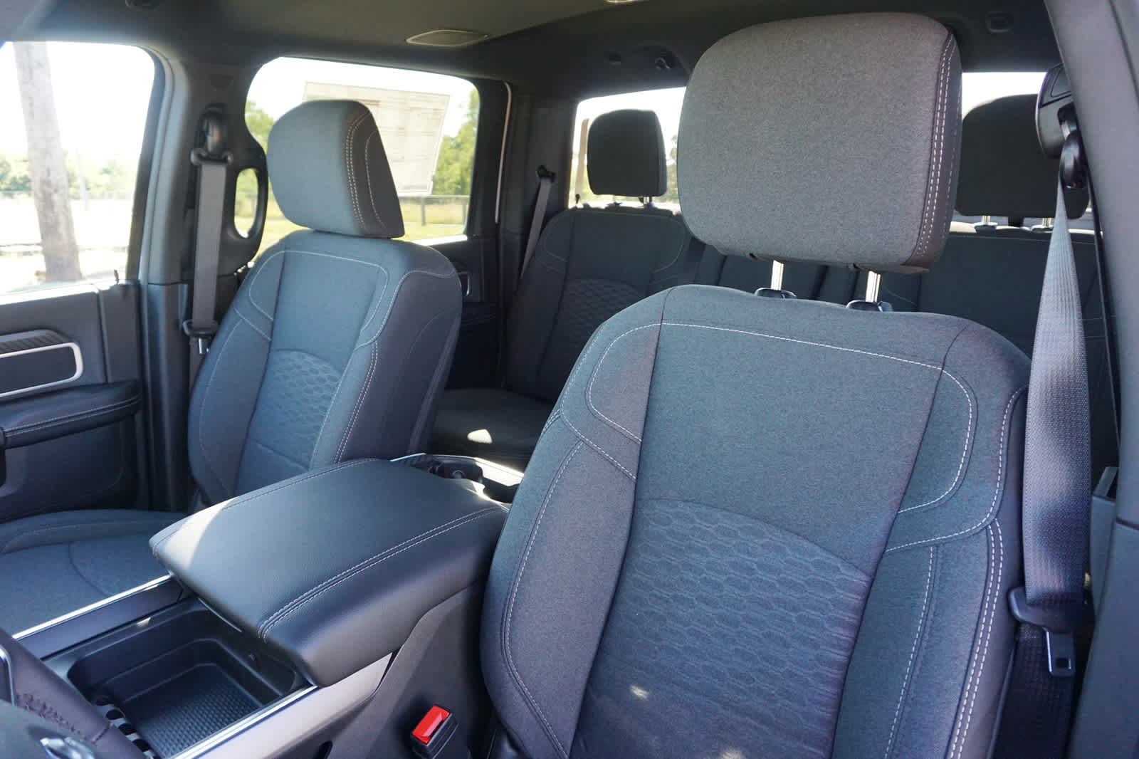 2027 RAM Ram 3500 RAM 3500 BIG HORN CREW CAB 4X4 8' BOX