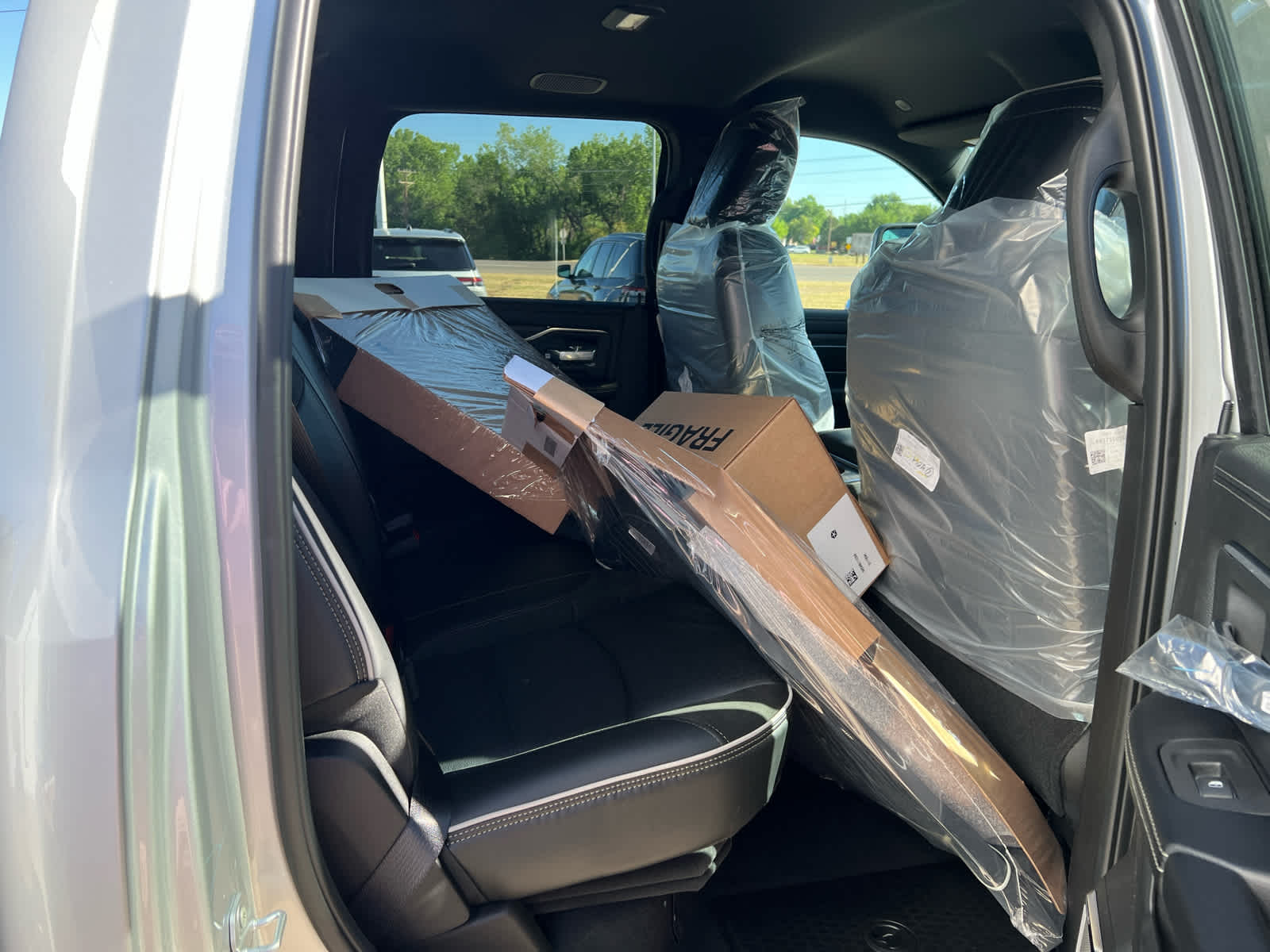 2026 RAM Ram 3500 RAM 3500 LARAMIE CREW CAB 4X4 8' BOX