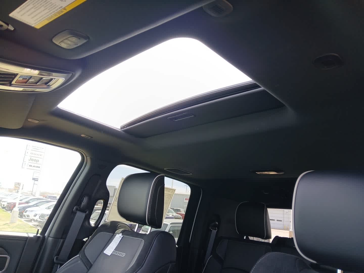 2026 RAM Ram 3500 RAM 3500 LARAMIE MEGA CAB 4X4 6'4' BOX