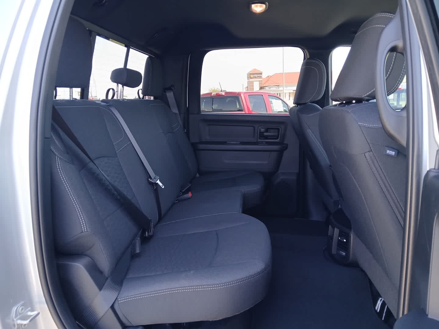 2026 RAM Ram 2500 RAM 2500 BLACK EXPRESS CREW CAB 4X4 6'4' BOX
