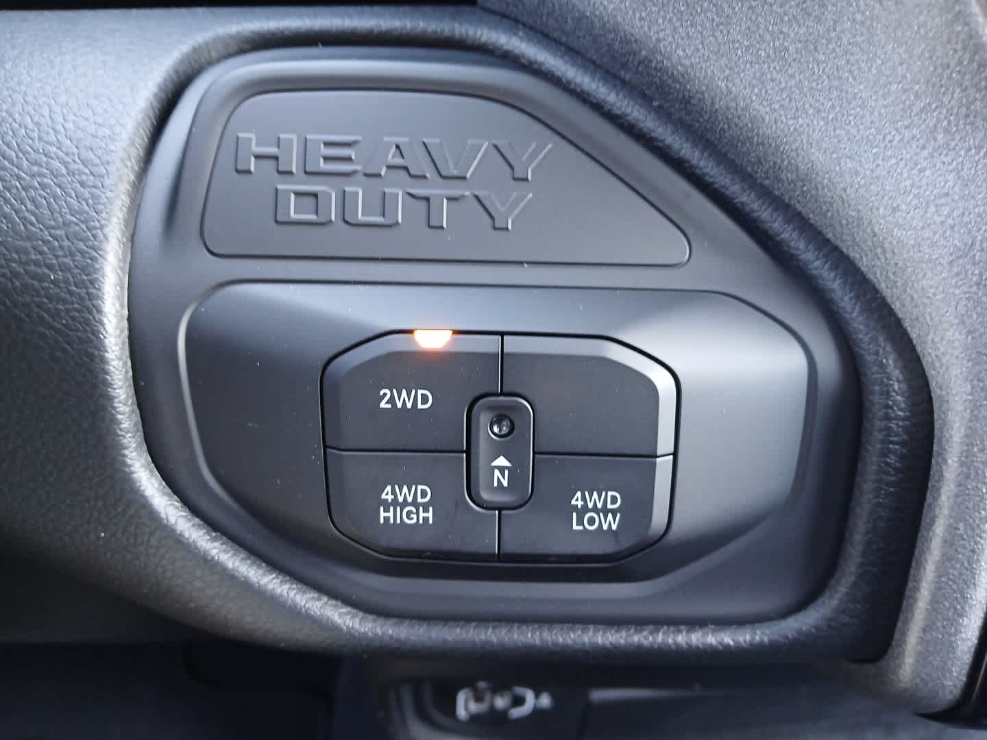 2026 RAM Ram 2500 RAM 2500 BLACK EXPRESS CREW CAB 4X4 6'4' BOX