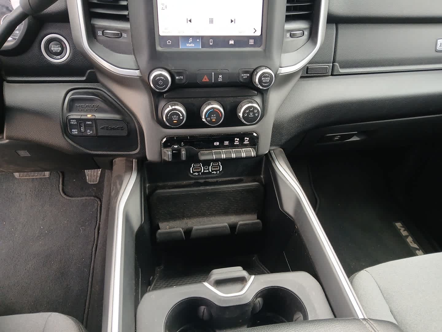 2024 RAM Ram 2500 Big Horn Crew Cab 4x4 6'4' Box