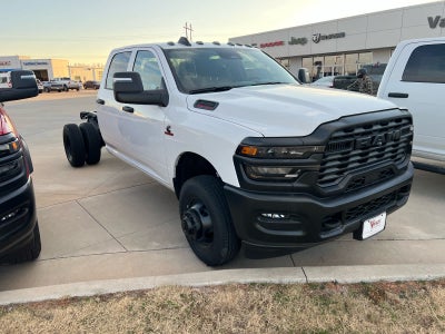 2026 RAM Ram 3500 Chassis Cab RAM 3500 TRADESMAN CREW CAB CHASSIS 4X4 60' CA