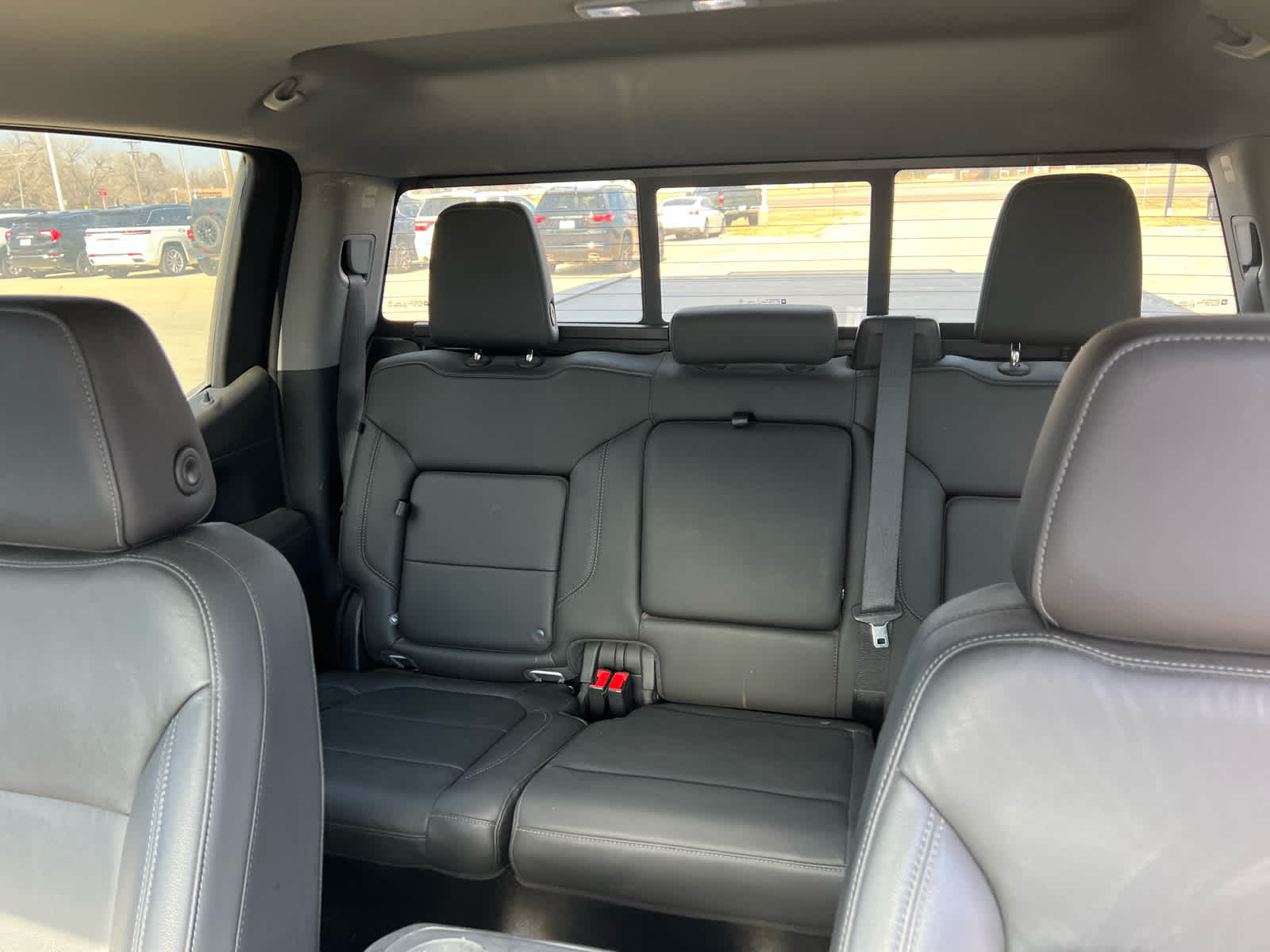 2020 Chevrolet Silverado 1500 4WD Crew Cab Short Bed RST