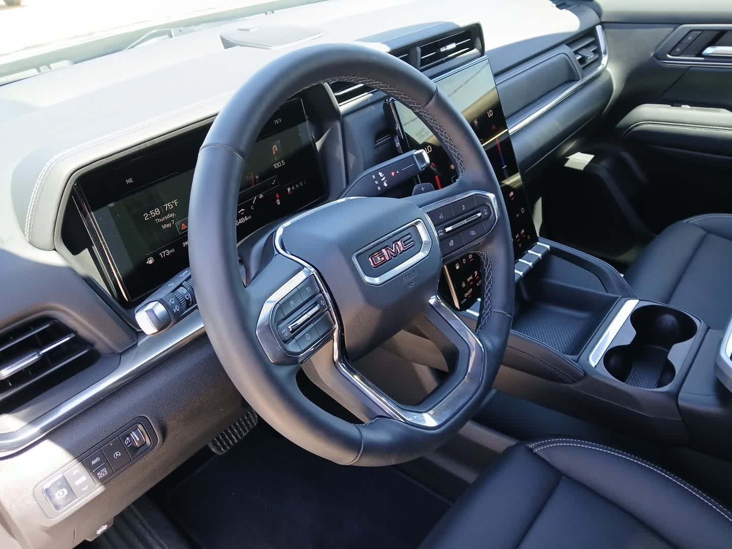 2025 GMC Terrain AWD Elevation