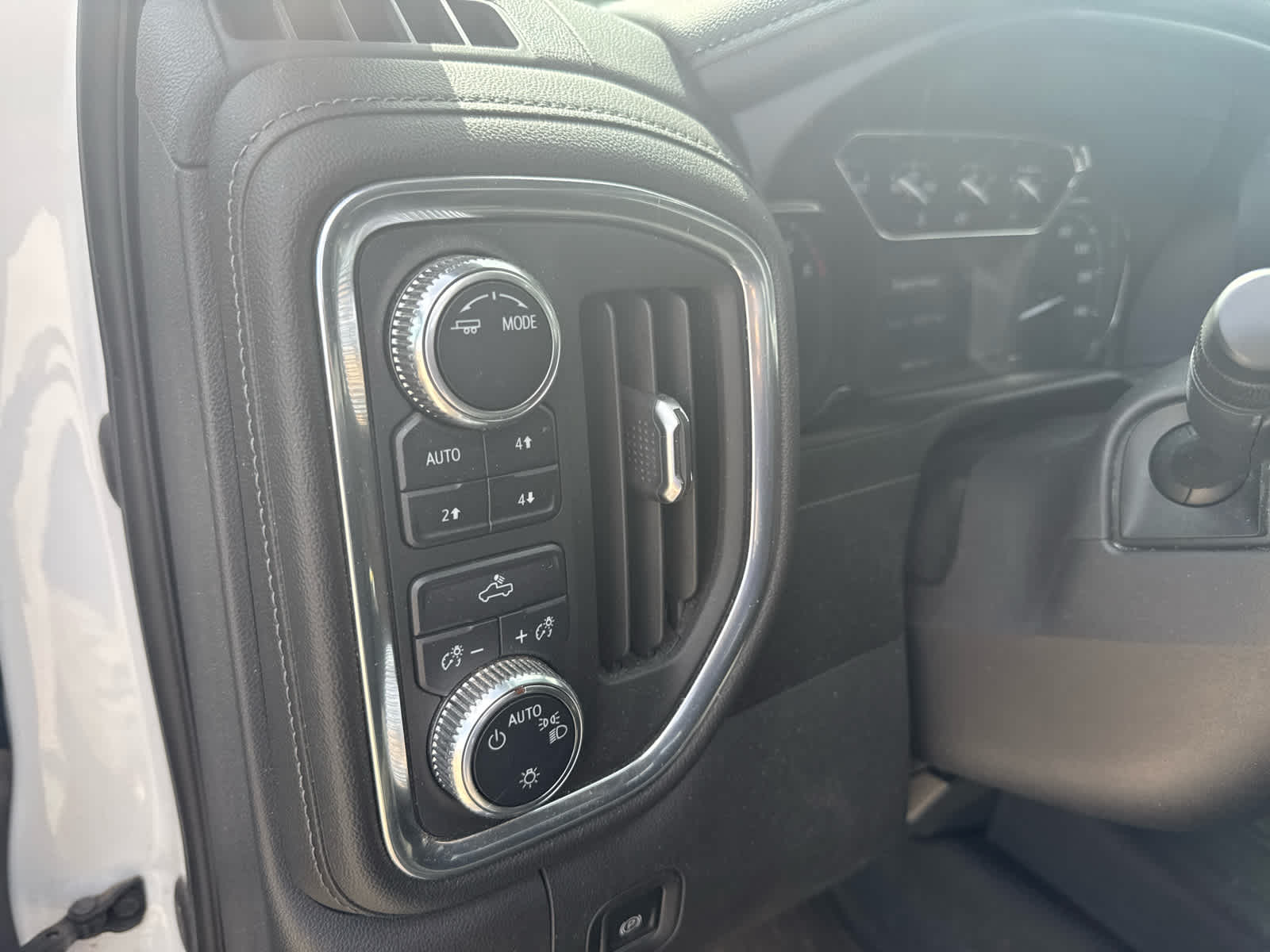 2021 GMC Sierra 1500 4WD Crew Cab Short Box SLE