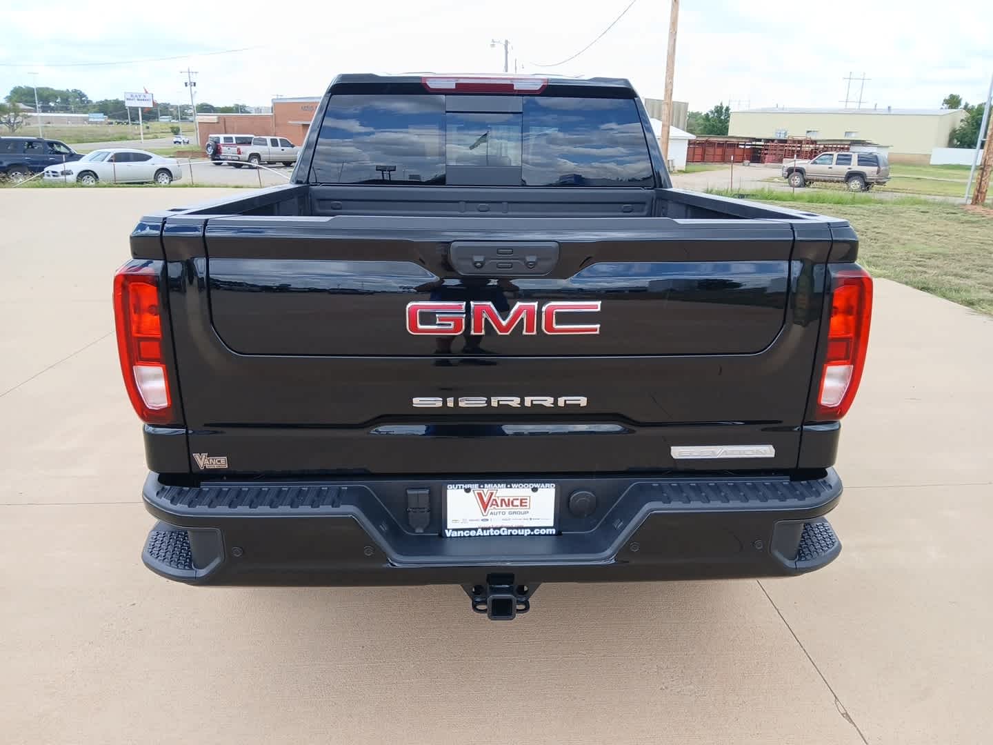 2026 GMC Sierra 1500 Crew Cab, Short Bed, Elevation, 4WD