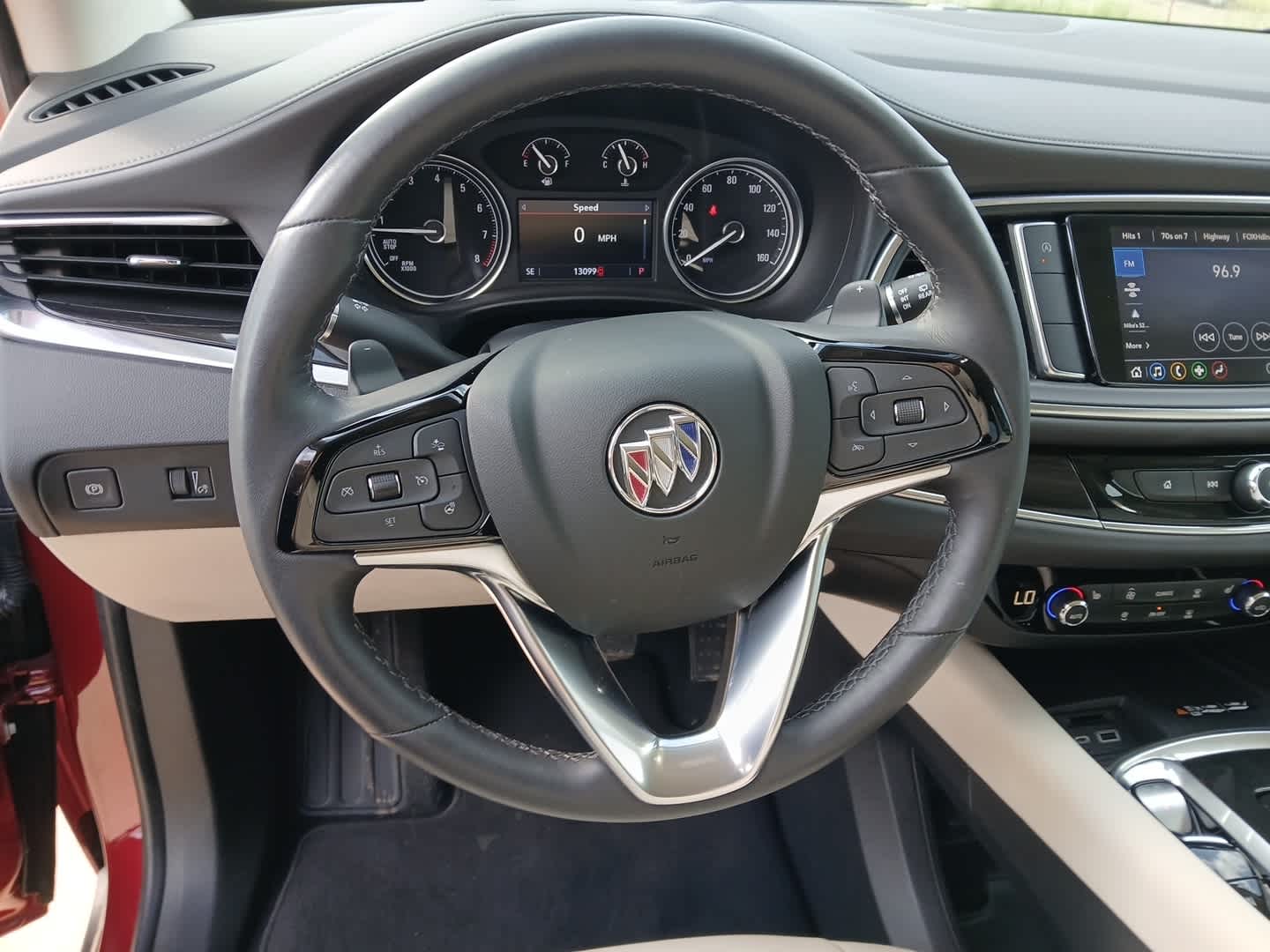 2023 Buick Enclave Essence FWD