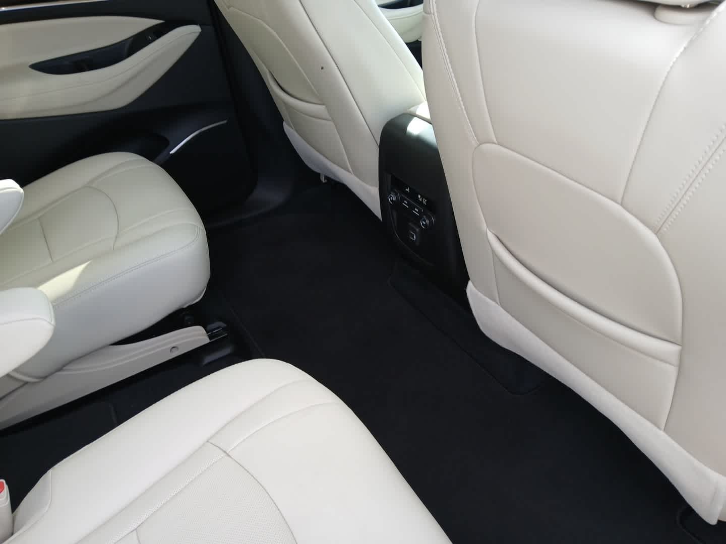 2023 Buick Enclave Essence FWD