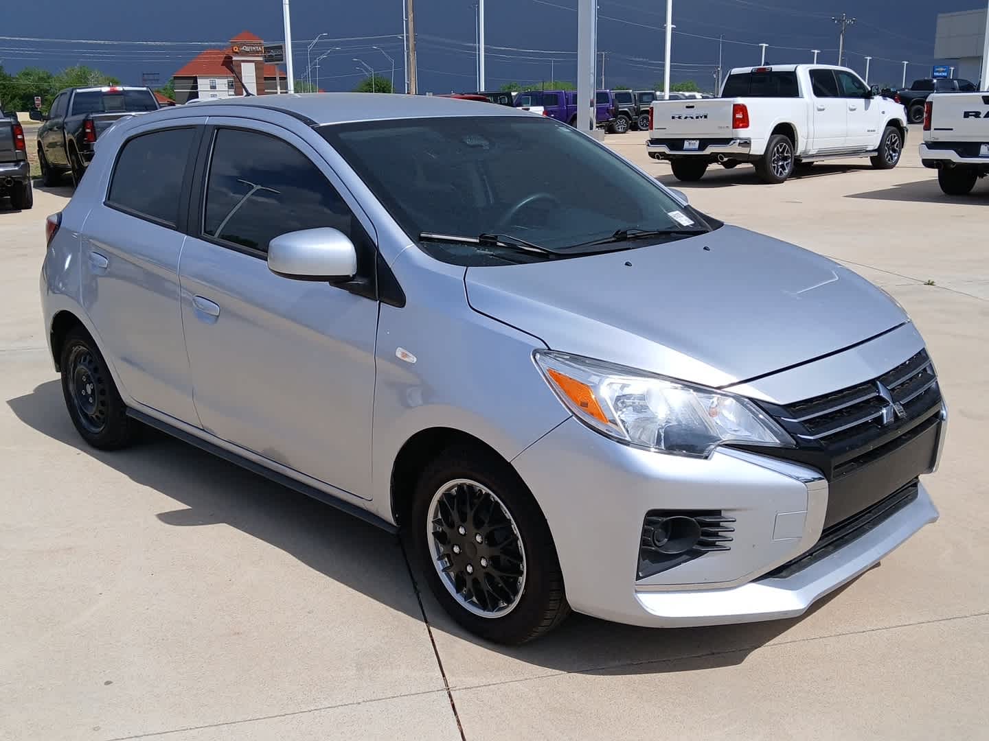2024 Mitsubishi Mirage ES