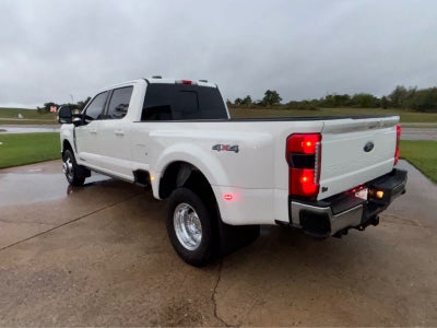 2023 Ford Super Duty F-350 DRW Pickup LARIAT