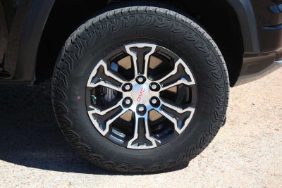 2025 GMC Canyon 4WD AT4