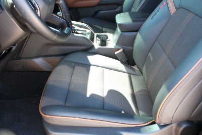 2025 GMC Canyon 4WD AT4